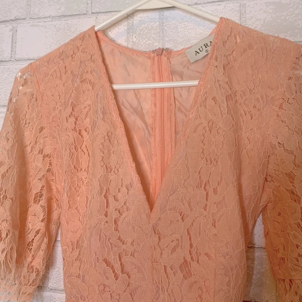 NWT Aura Peachy Pink Lace Romper - Picture 5 of 13